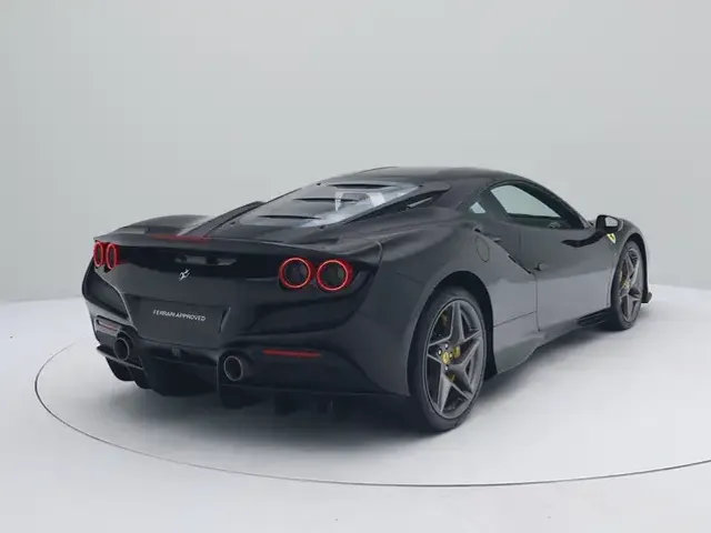 Ferrari F8 Tributo