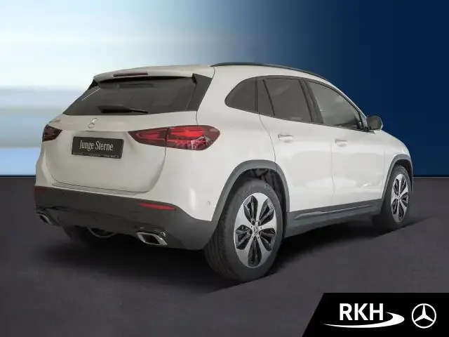 Mercedes-Benz GLA 180
