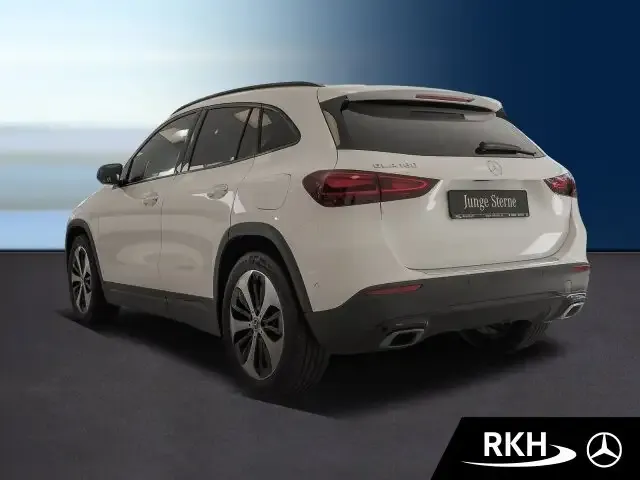 Mercedes-Benz GLA 180