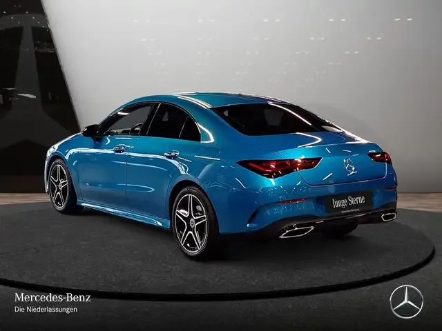 Mercedes-Benz CLA 200