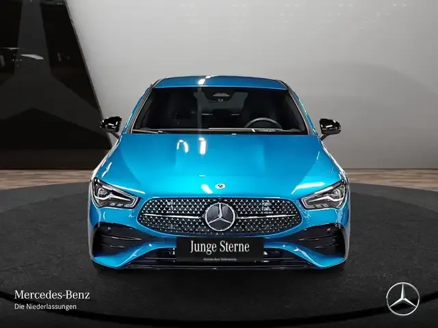 Mercedes-Benz CLA 200