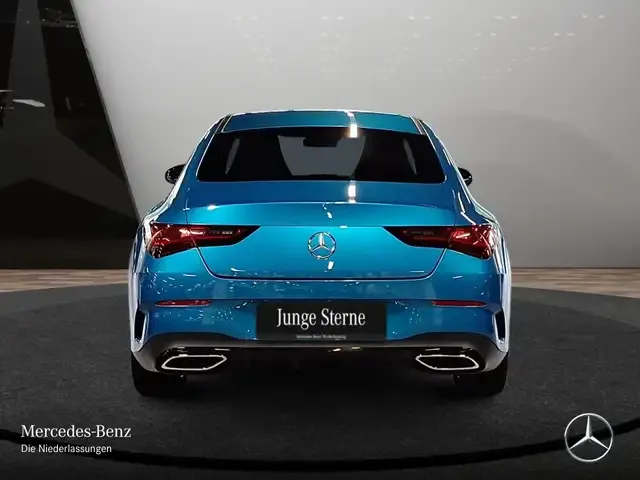 Mercedes-Benz CLA 200