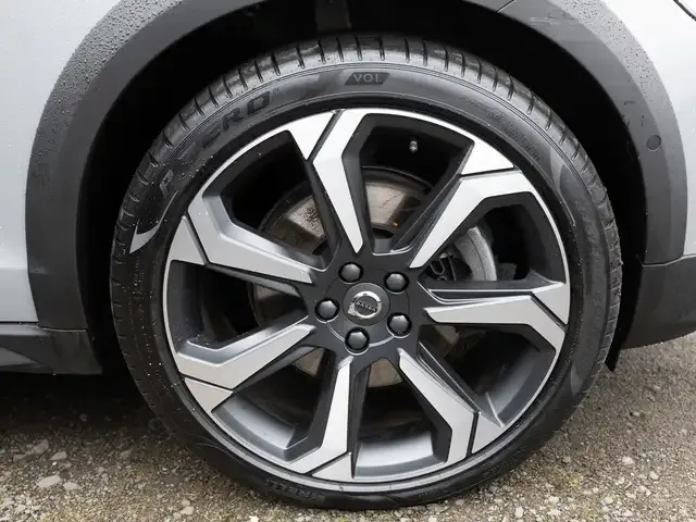 Volvo V60 Cross Country