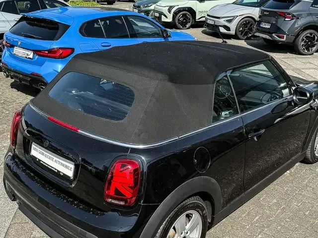 MINI Cooper Cabrio