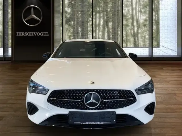 Mercedes-Benz CLA 180
