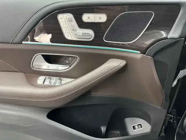 Mercedes-Benz GLS 400