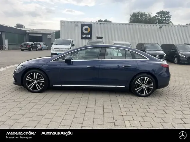 Mercedes-Benz EQE 300