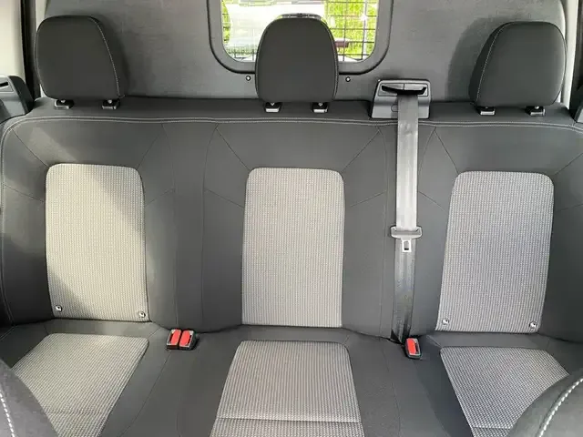 Volkswagen T7 Transporter