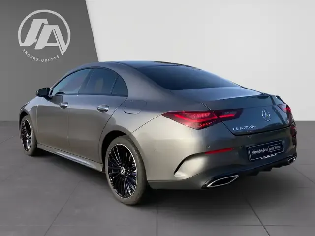 Mercedes-Benz CLA 250