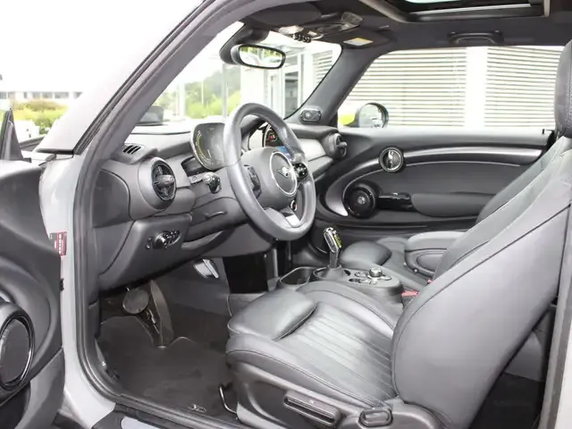 MINI Cooper SE