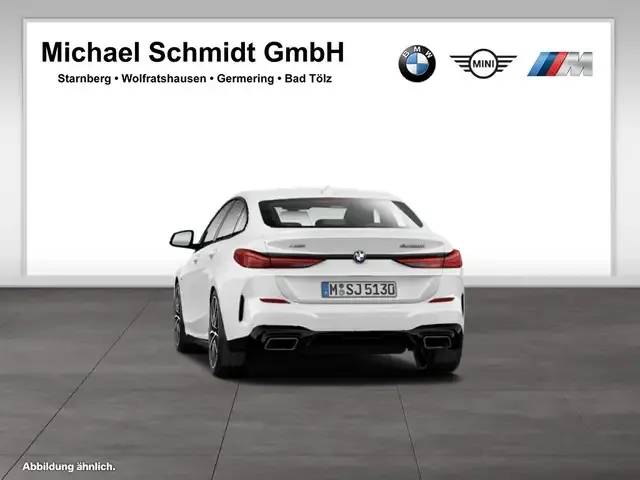 BMW 235