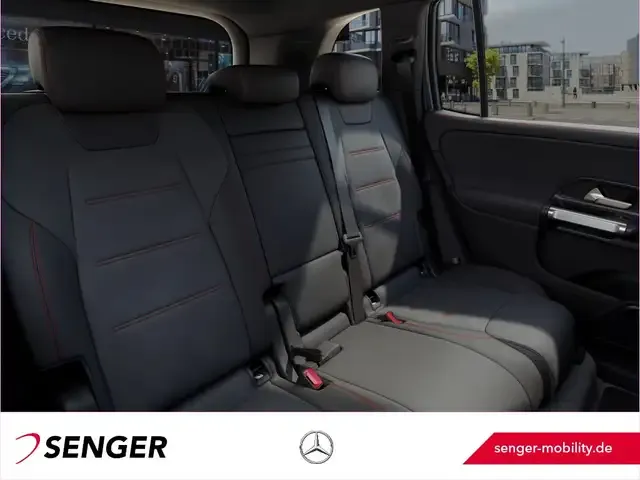 Mercedes-Benz EQB 300