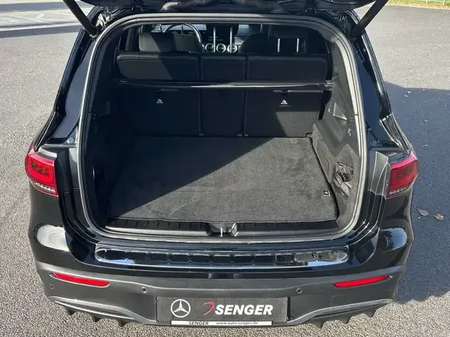 Mercedes-Benz EQB 300