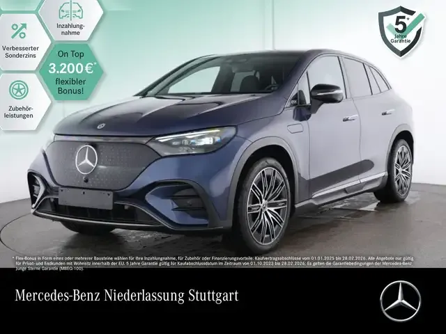 Mercedes-Benz EQE SUV