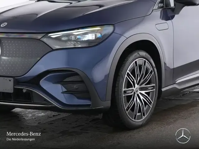 Mercedes-Benz EQE SUV