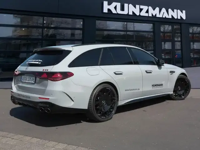 Mercedes-Benz E 53 AMG