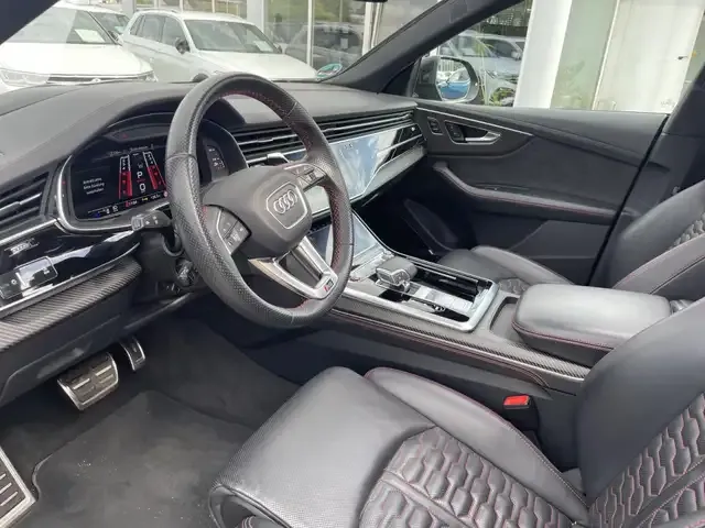 Audi RS Q8