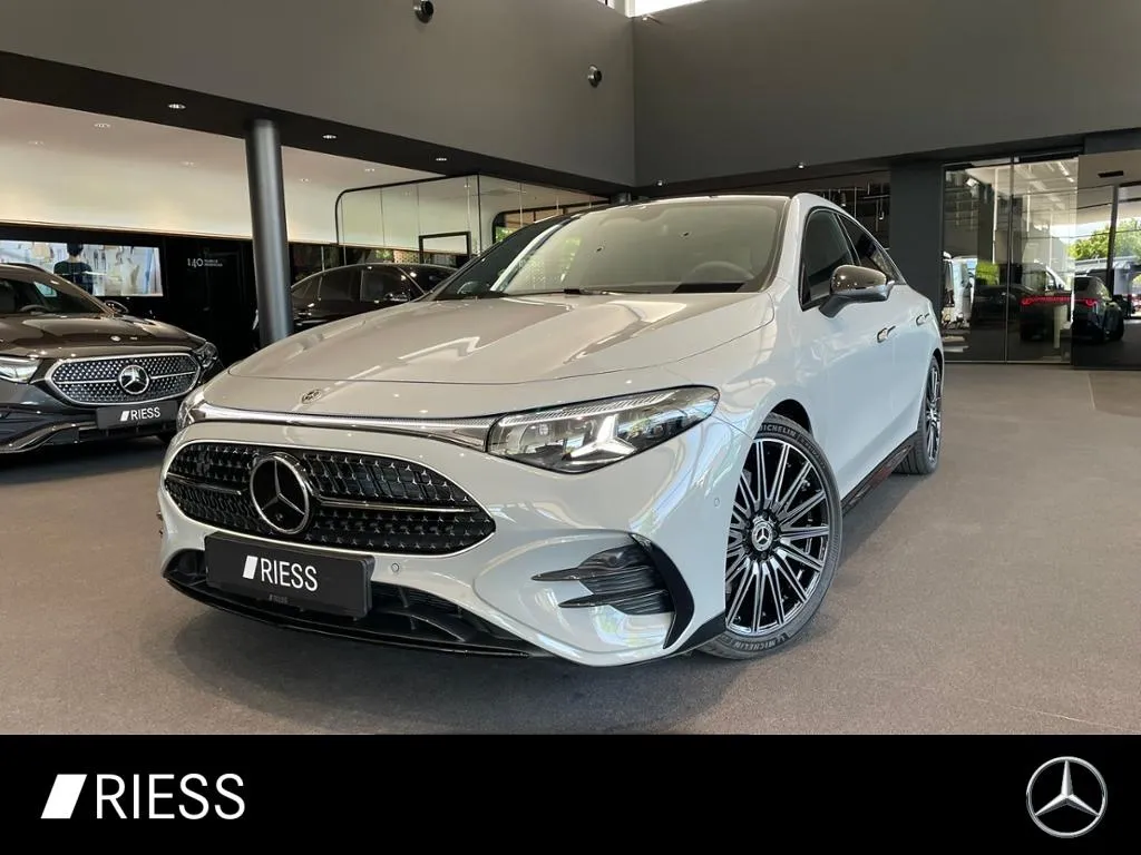 Mercedes-Benz CLA 220