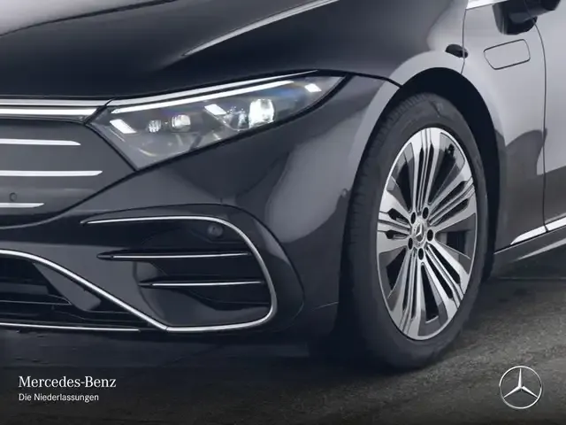 Mercedes-Benz EQS