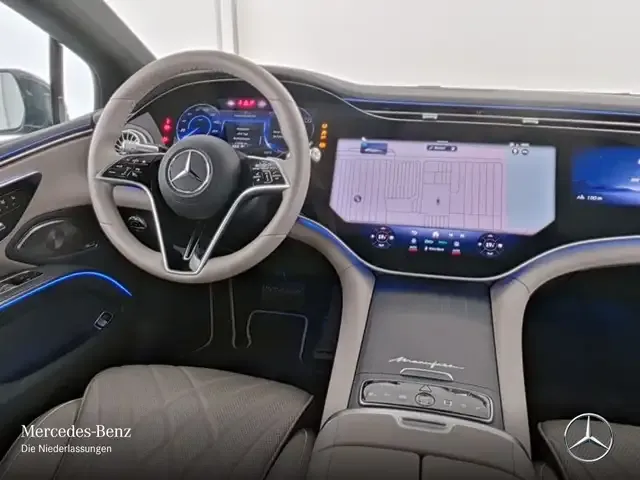 Mercedes-Benz EQS