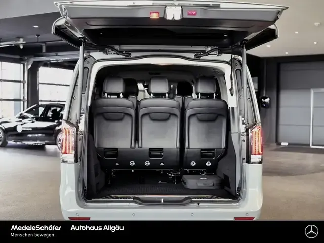 Mercedes-Benz EQV 300