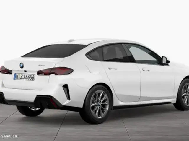 BMW 220