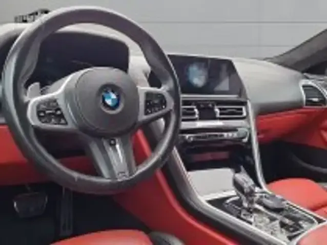 BMW 840