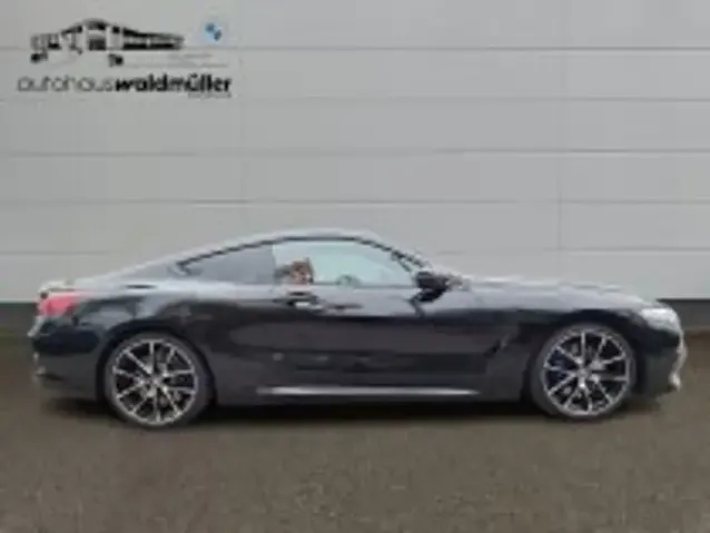 BMW 840