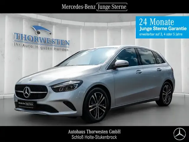 Mercedes-Benz B 180