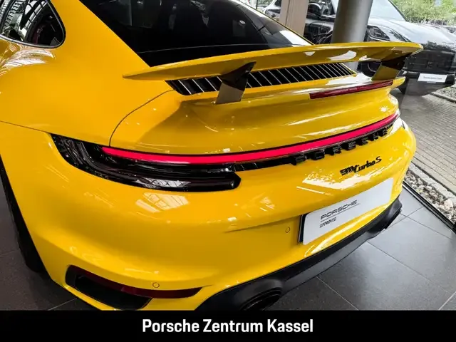 Porsche 992