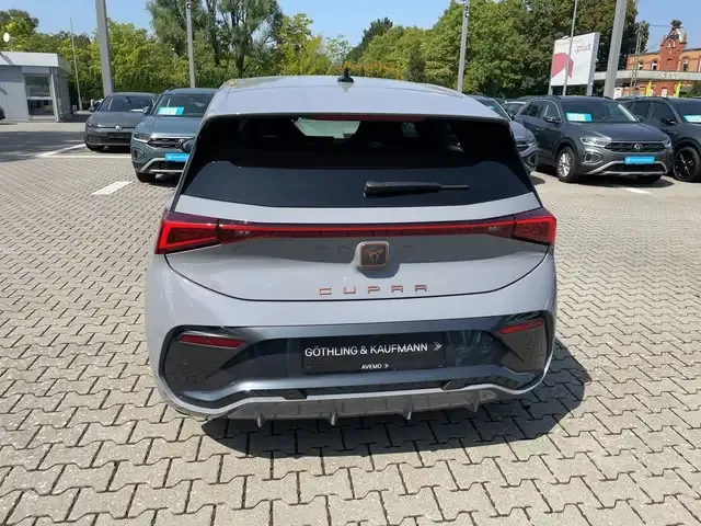 CUPRA Born