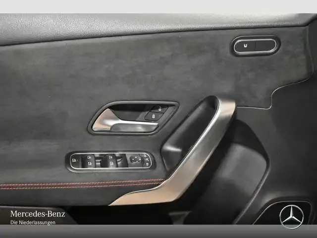 Mercedes-Benz A 35 AMG