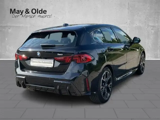 BMW 120