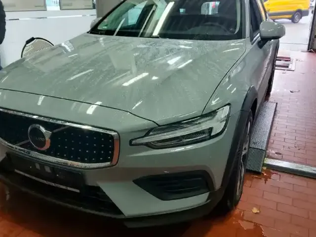 Volvo V60 Cross Country