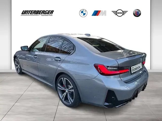 BMW 340