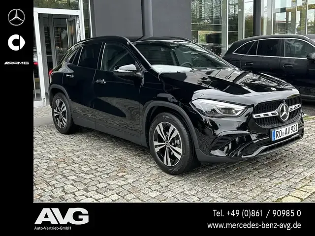 Mercedes-Benz GLA 200