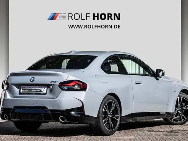 BMW 218