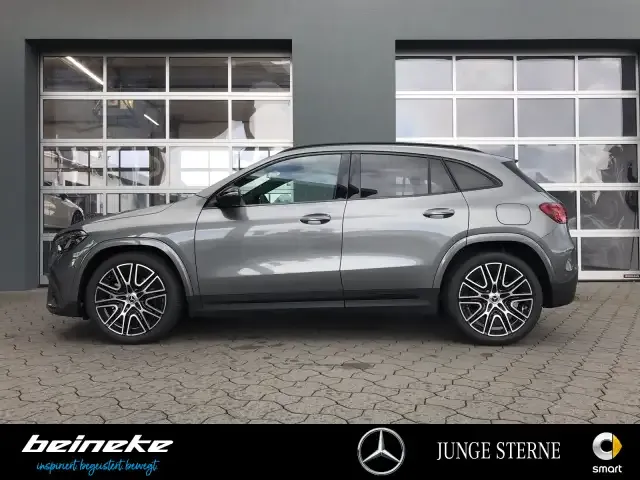 Mercedes-Benz GLA 200
