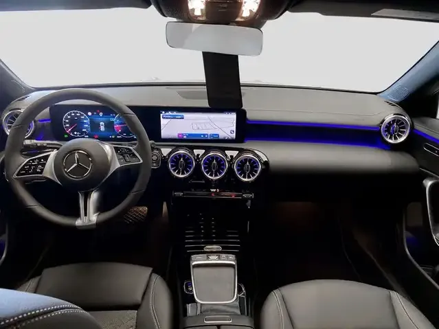 Mercedes-Benz CLA 200