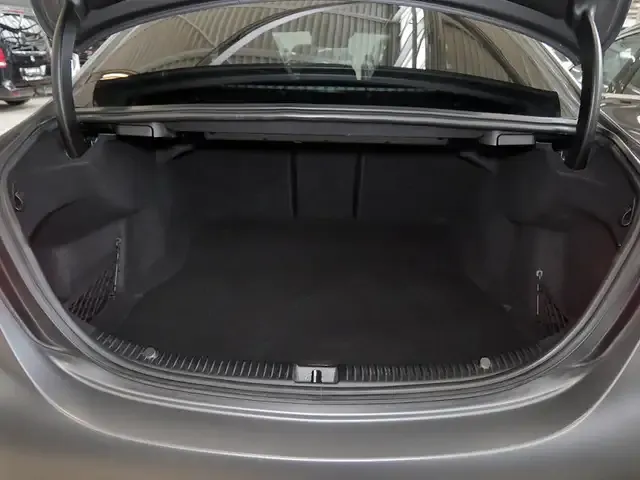 Mercedes-Benz C 63 AMG