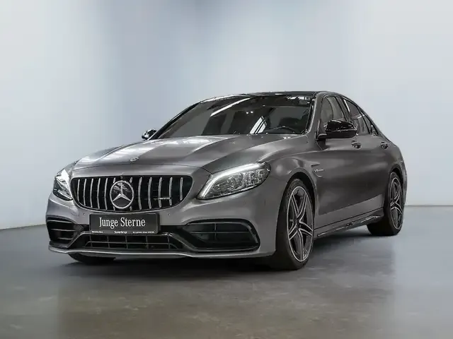 Mercedes-Benz C 63 AMG