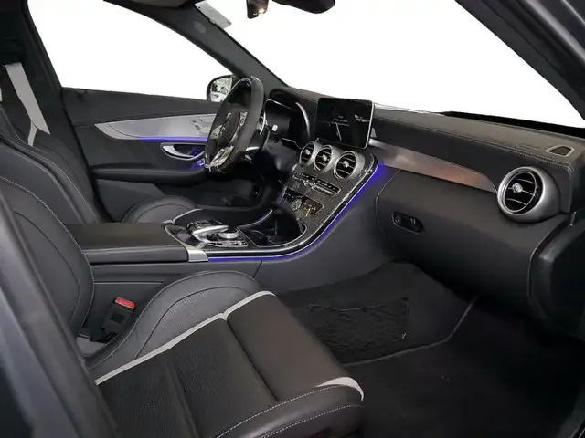 Mercedes-Benz C 63 AMG