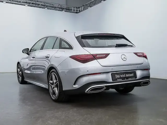 Mercedes-Benz CLA 200