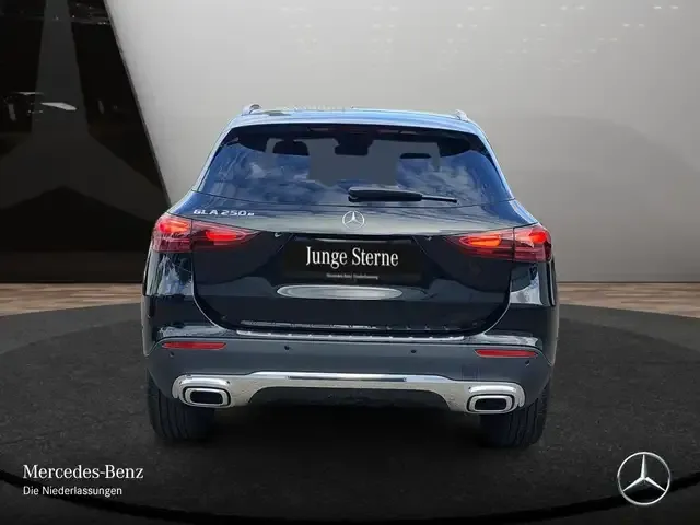 Mercedes-Benz GLA 250