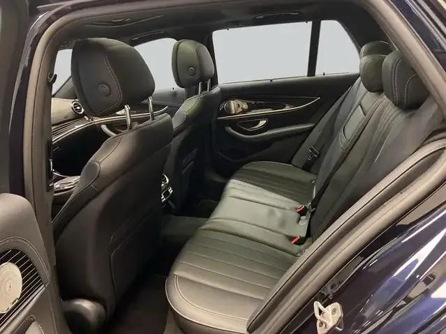 Mercedes-Benz E 400