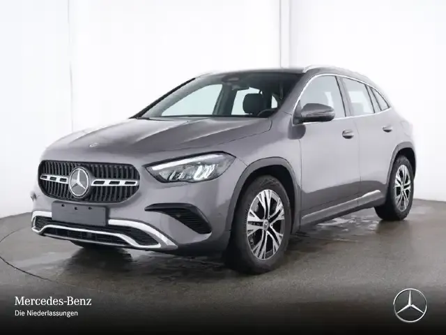 Mercedes-Benz GLA 180