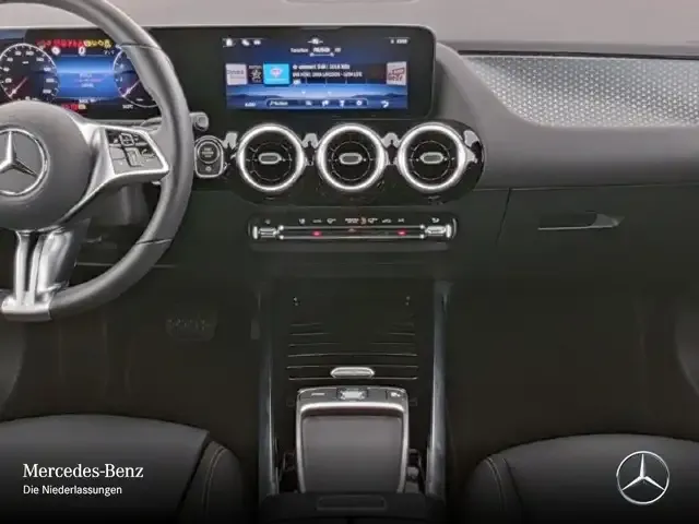 Mercedes-Benz GLA 180