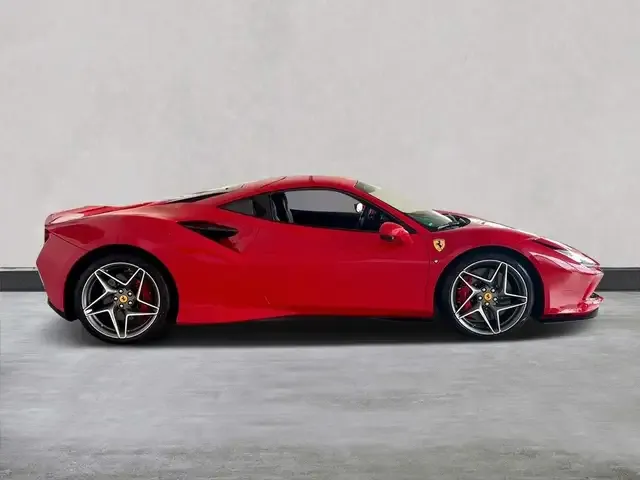 Ferrari F8 Tributo