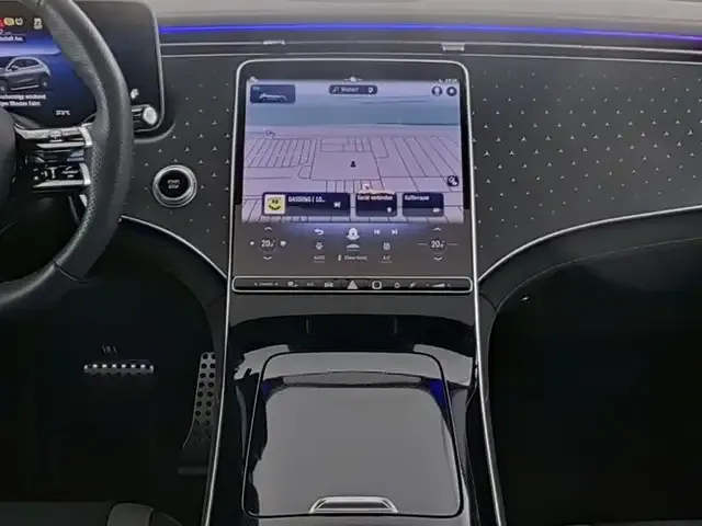 Mercedes-Benz EQE 350