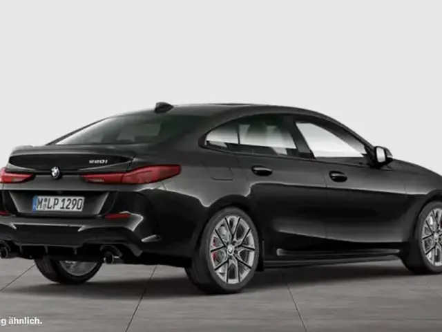 BMW 220